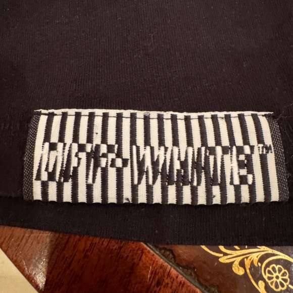 OFF-White-main label black tee - Picture 8 of 10